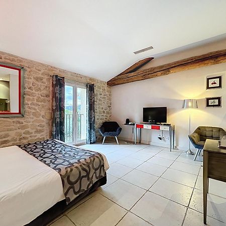 Chambres D'Hotes La Maison De Leonie Collias Exteriér fotografie