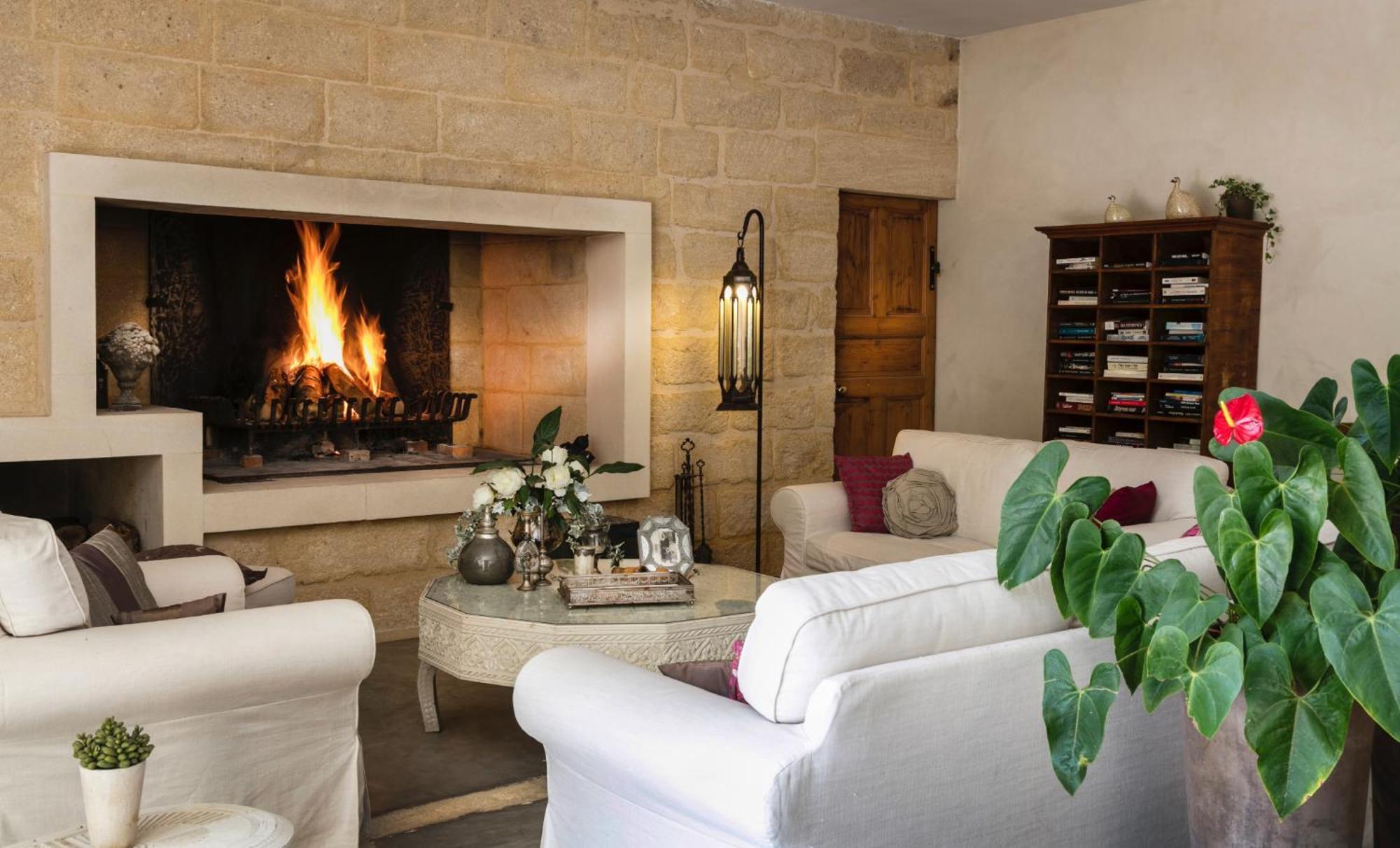 Chambres D'Hotes La Maison De Leonie Collias Exteriér fotografie